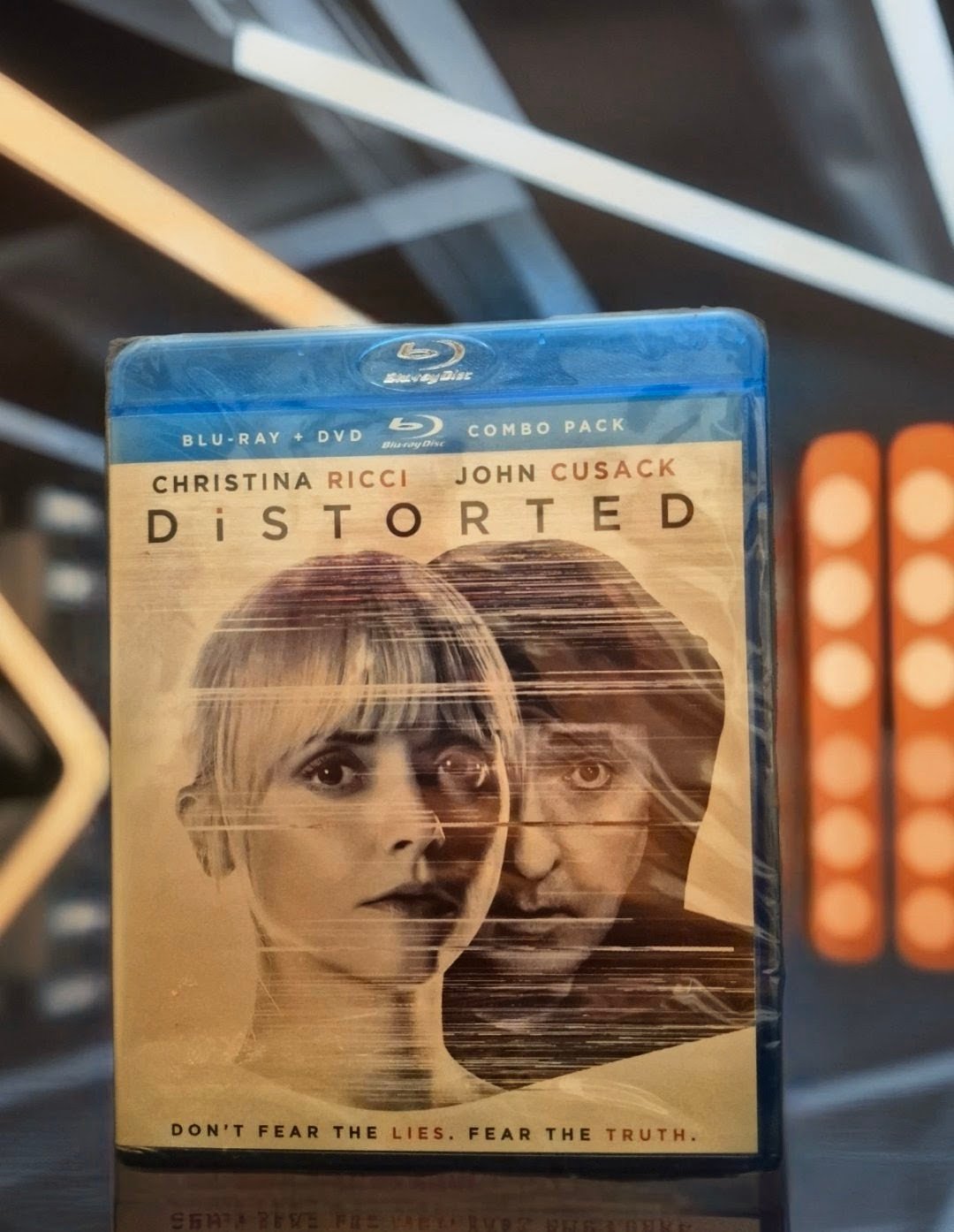 Distorted (Blu-ray, 2018) 96009072513