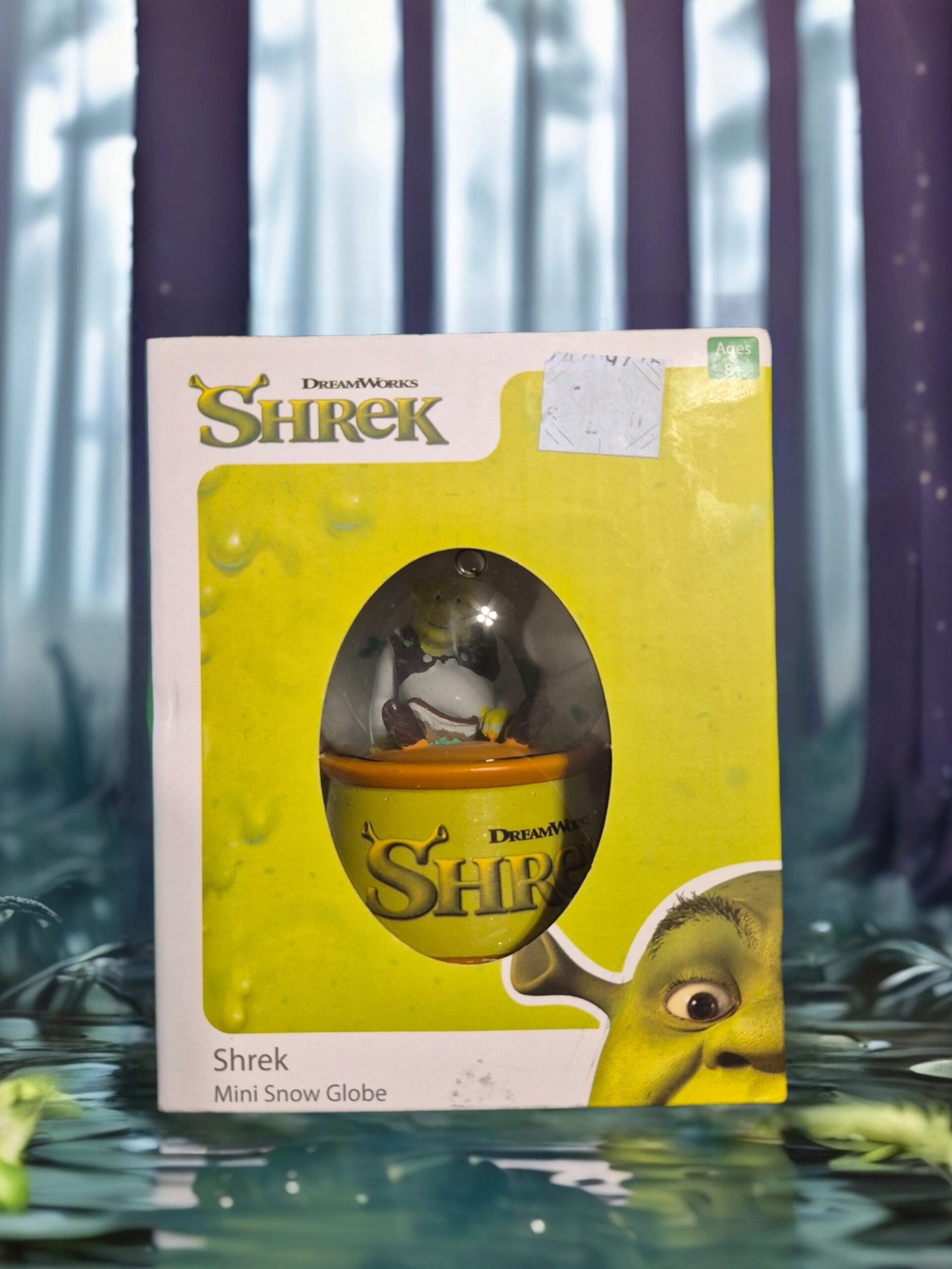 SHREK Mini Snow Globe-DreamWorks Collectible 2025 Release